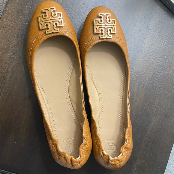 TORY BURCH MELINDA BALLET TUMBLED LEATHER FLATS - Picture 2 of 10